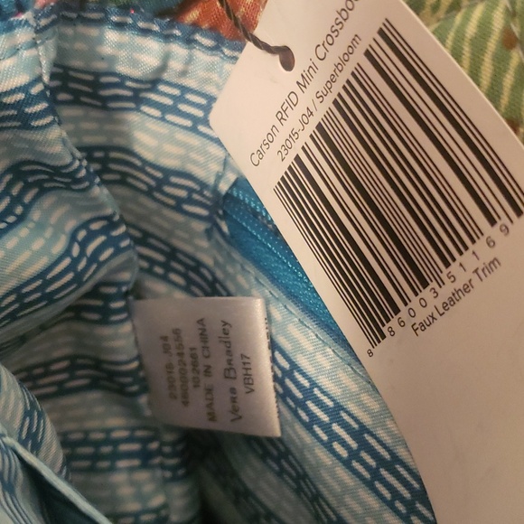 Vera Bradley Superbloom Carson RFID mini crossbody - Picture 7 of 13